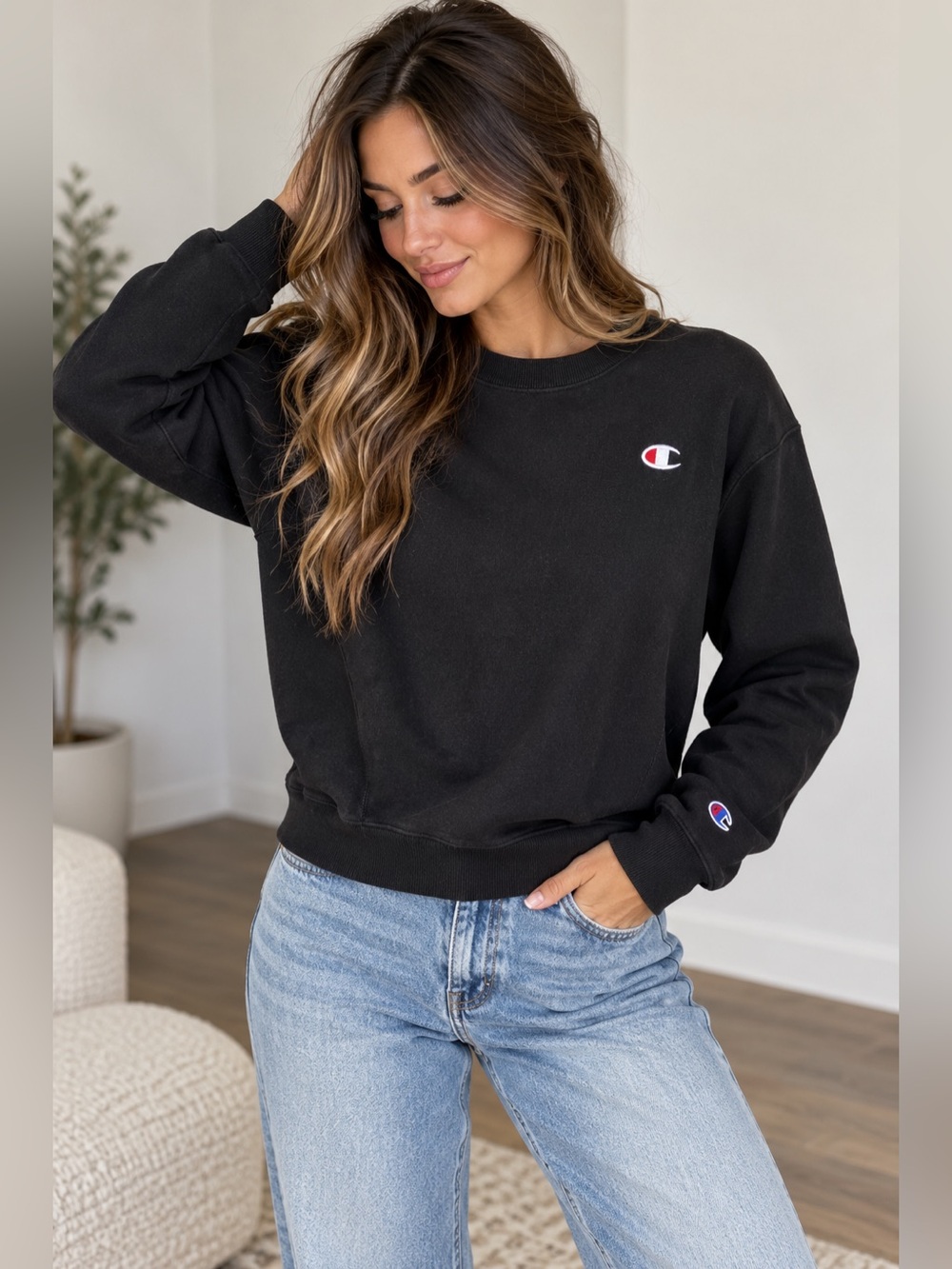 Champion Reverse Weave Black Crewneck Sweatshirt Size M Classic Logo